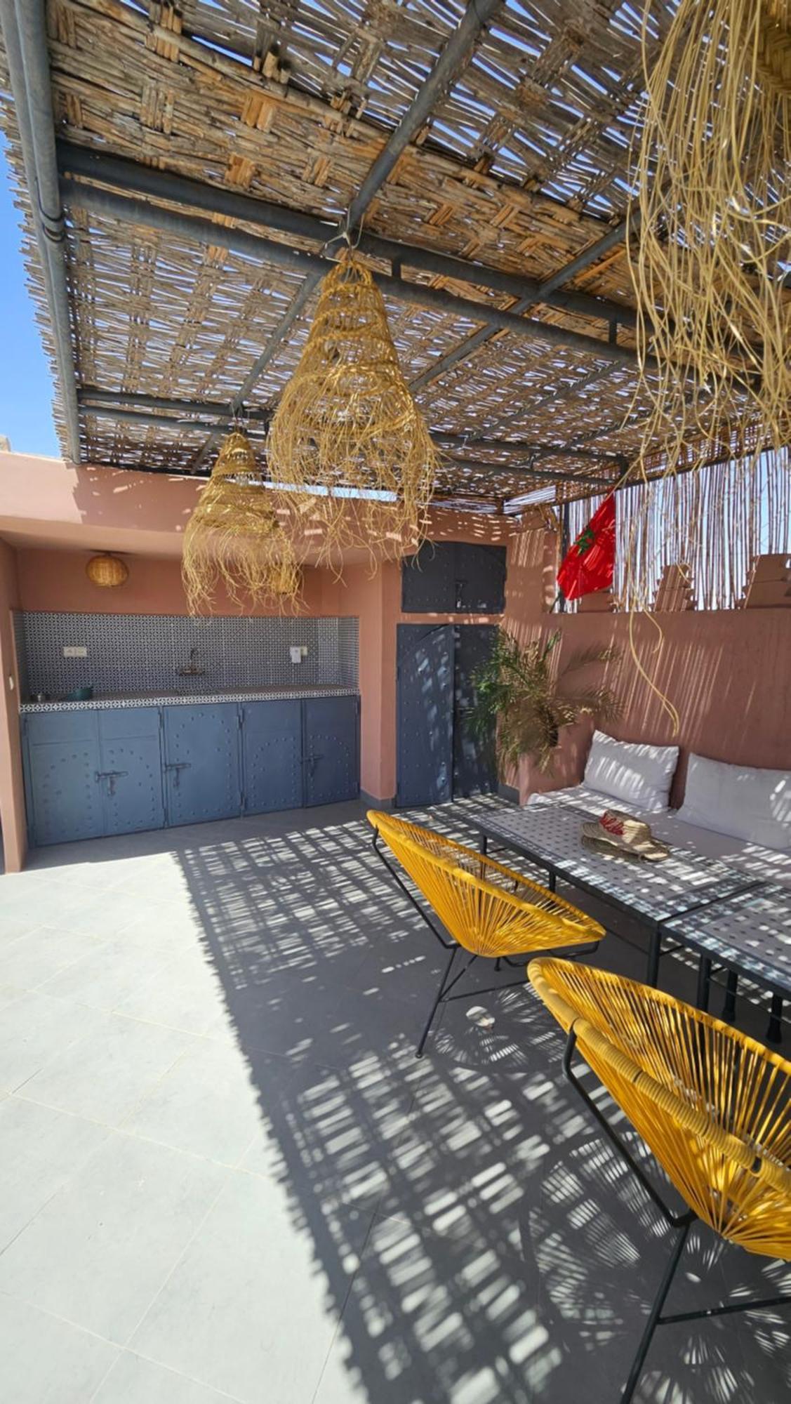Riad Melilo Avec Piscine Chauffee Marrakesh Exterior foto